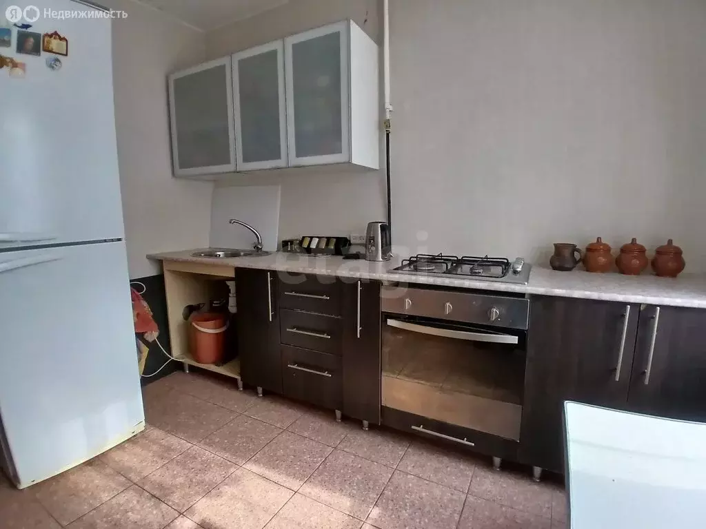 2-комнатная квартира: Миасс, улица Ильмен-Тау, 10 (50 м) - Фото 2