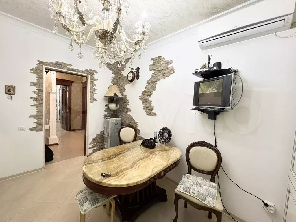 2-к. квартира, 90 м, 3/5 эт. - Фото 1
