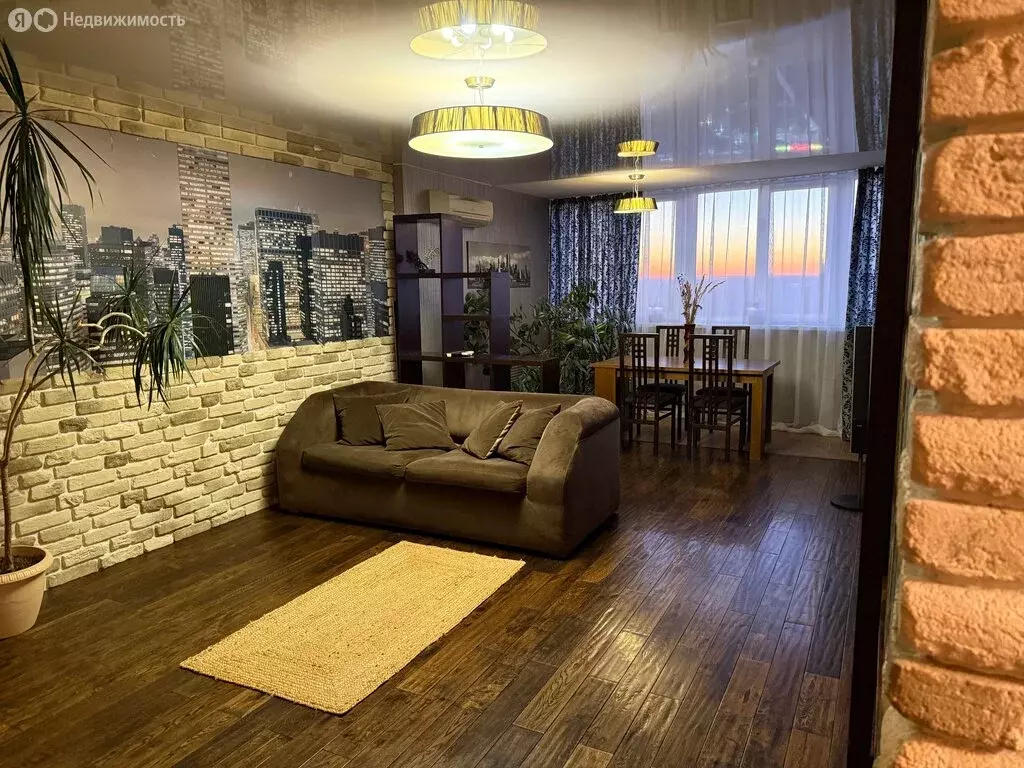 4-комнатная квартира: Уфа, улица Пушкина, 43 (114 м) - Фото 1