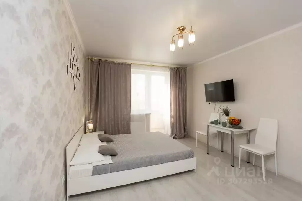 Студия Оренбургская область, Оренбург ул. Братьев Хусаиновых, 2/2 ... - Фото 1