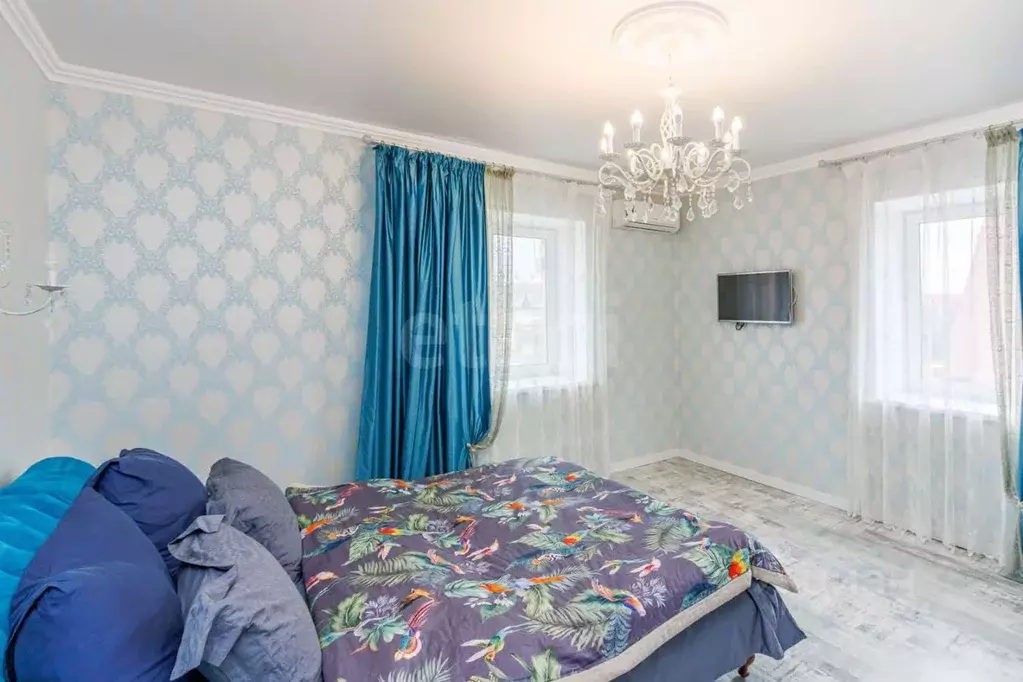 Дом в Тюменская область, Тюмень проезд 3-й Престольный (250 м) - Фото 1