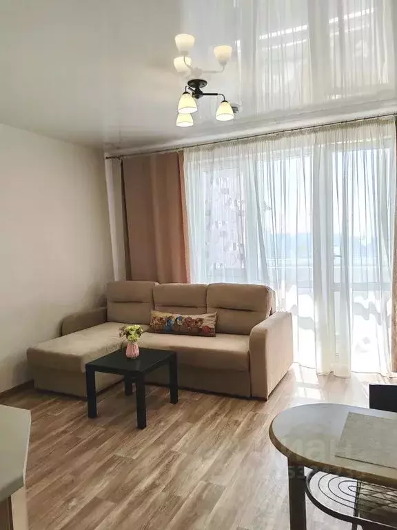 Студия Приморский край, Владивосток ул. Майора Филипова, 7 (25.0 м) - Фото 0