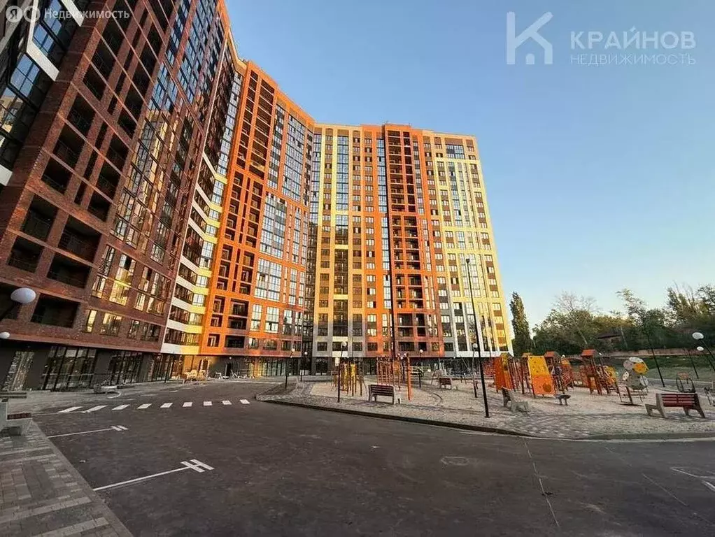 3-комнатная квартира: Воронеж, улица Богдана Хмельницкого, 45А (73.8 ... - Фото 1