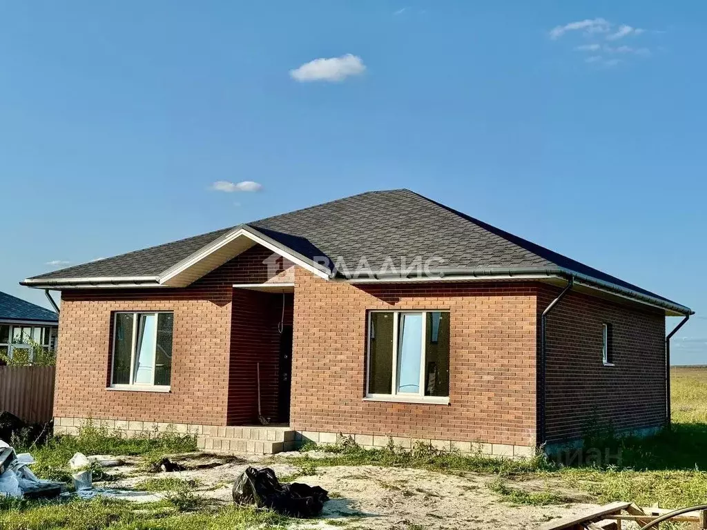 Дом в Белгородская область, Белгородский район, Хохловское с/пос, с. ... - Фото 1