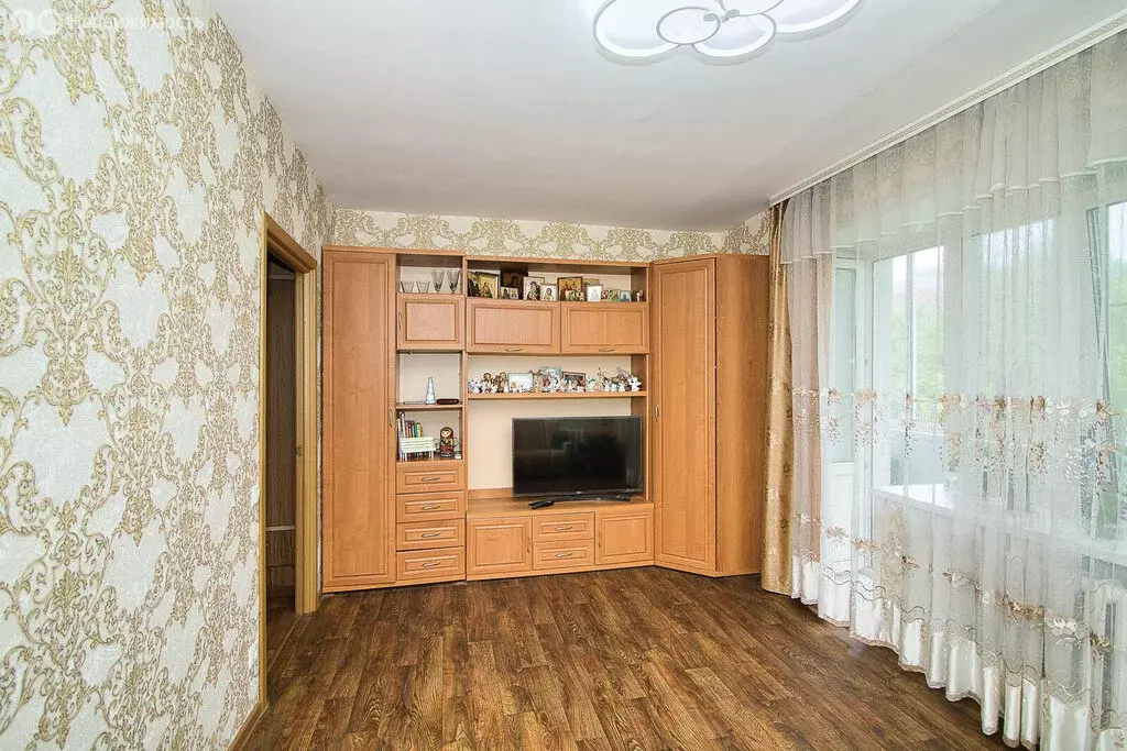 3-комнатная квартира: Владимир, Тракторная улица, 7 (60.6 м) - Фото 1