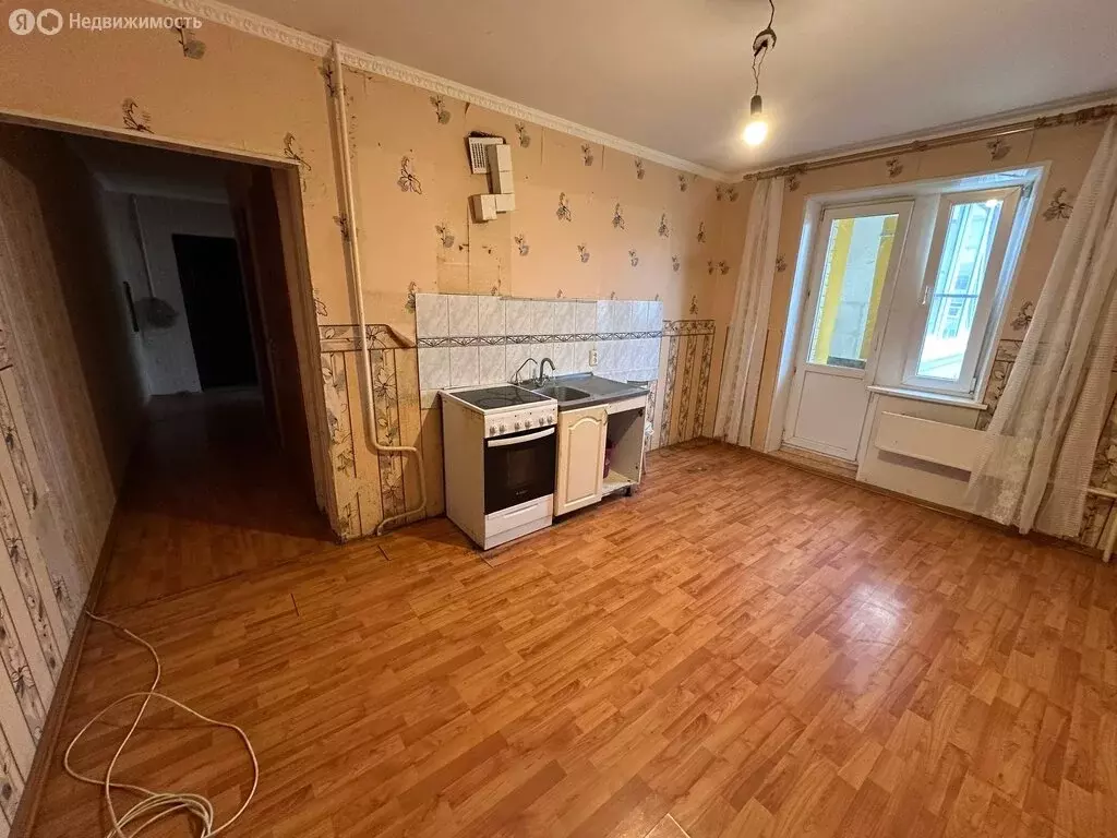 3-комнатная квартира: Кириши, улица Строителей, 32 (74.1 м) - Фото 1