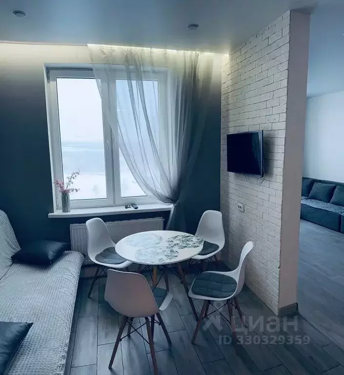 2-к кв. Санкт-Петербург ул. Маршала Казакова, 72к1 (65.0 м) - Фото 1