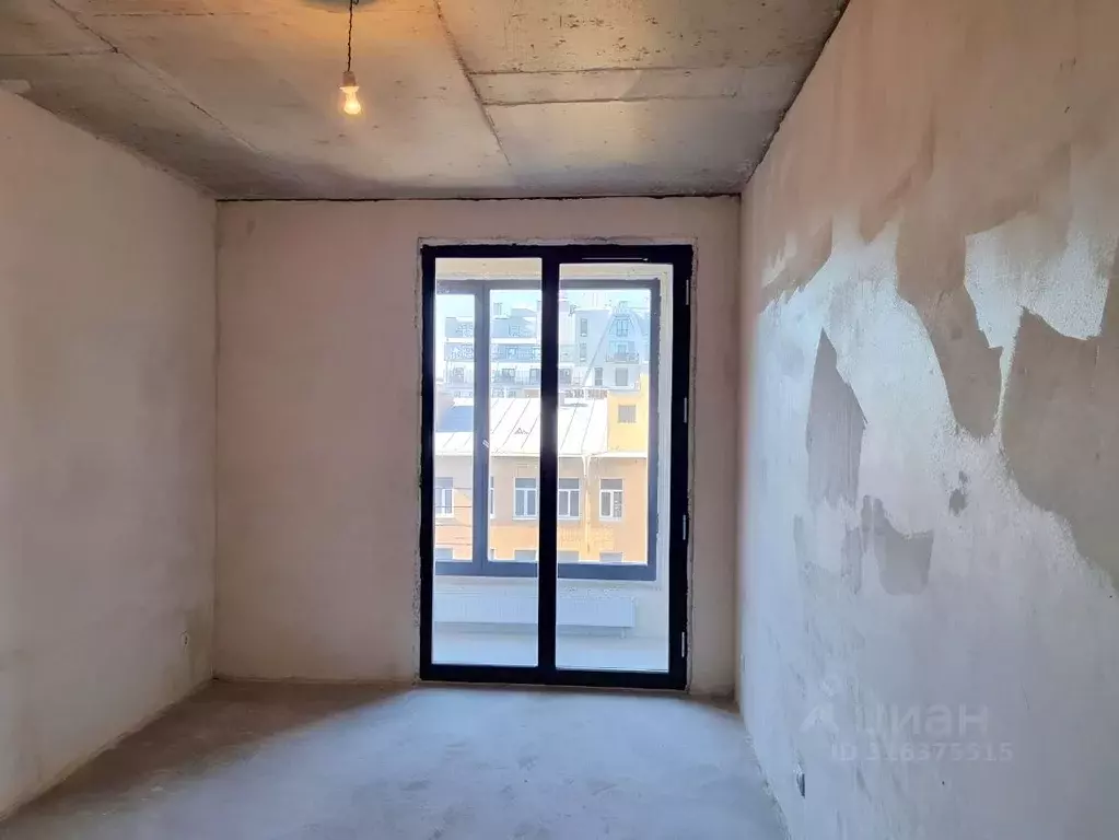 2-к кв. Санкт-Петербург ул. Чапаева, 17к2 (80.8 м) - Фото 1