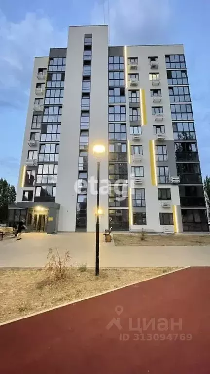 1-к кв. Белгородская область, Старый Оскол Макаренко мкр, 41А (41.5 м) - Фото 0
