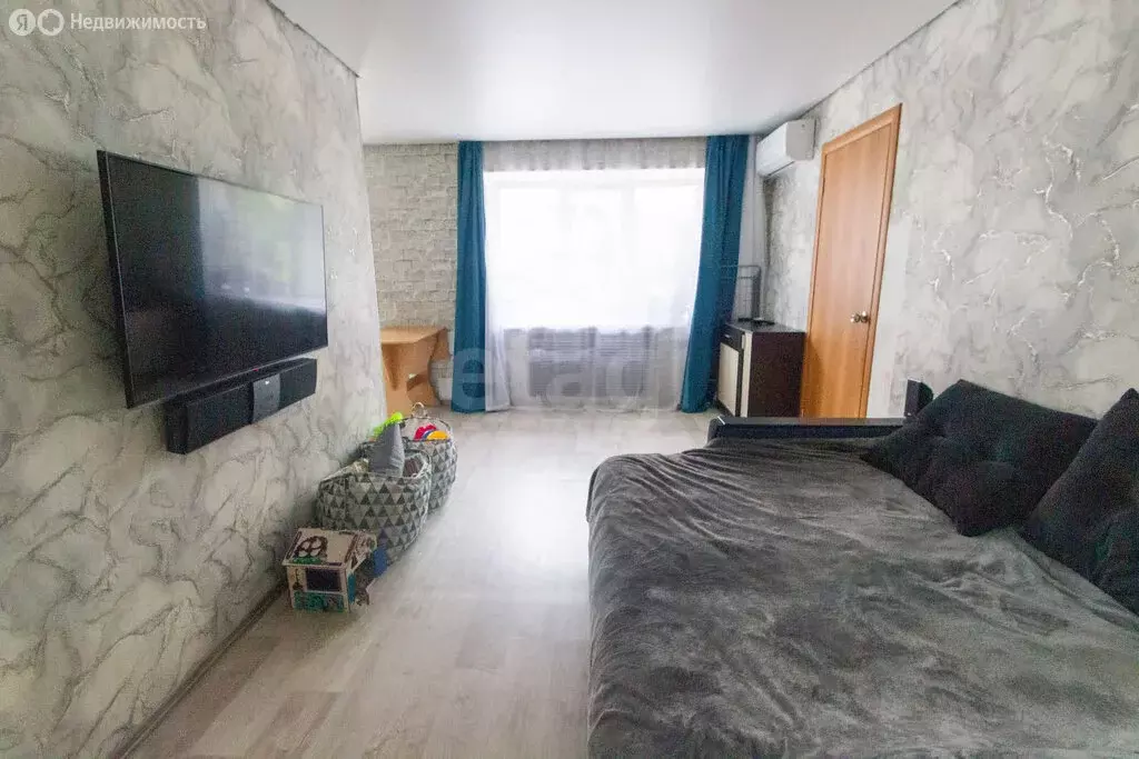 2-комнатная квартира: Ялуторовск, улица Ленина, 35 (42 м) - Фото 1