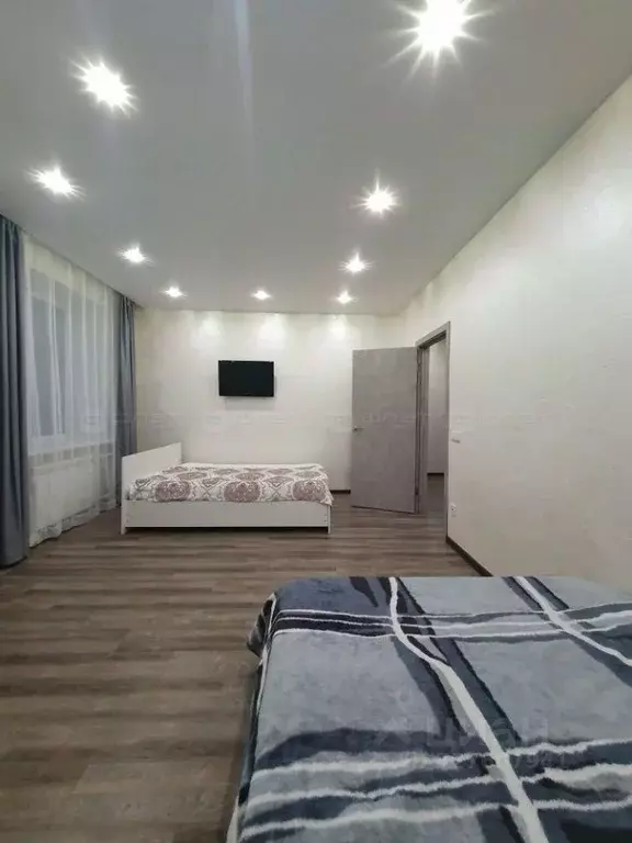 1-к кв. Татарстан, Казань ул. Братьев Касимовых, 6А (45.0 м) - Фото 1