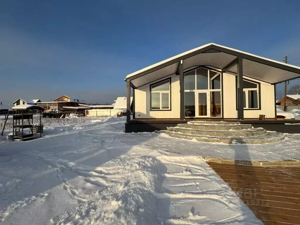 Дом в Свердловская область, Сысертский муниципальный округ, с. ... - Фото 1