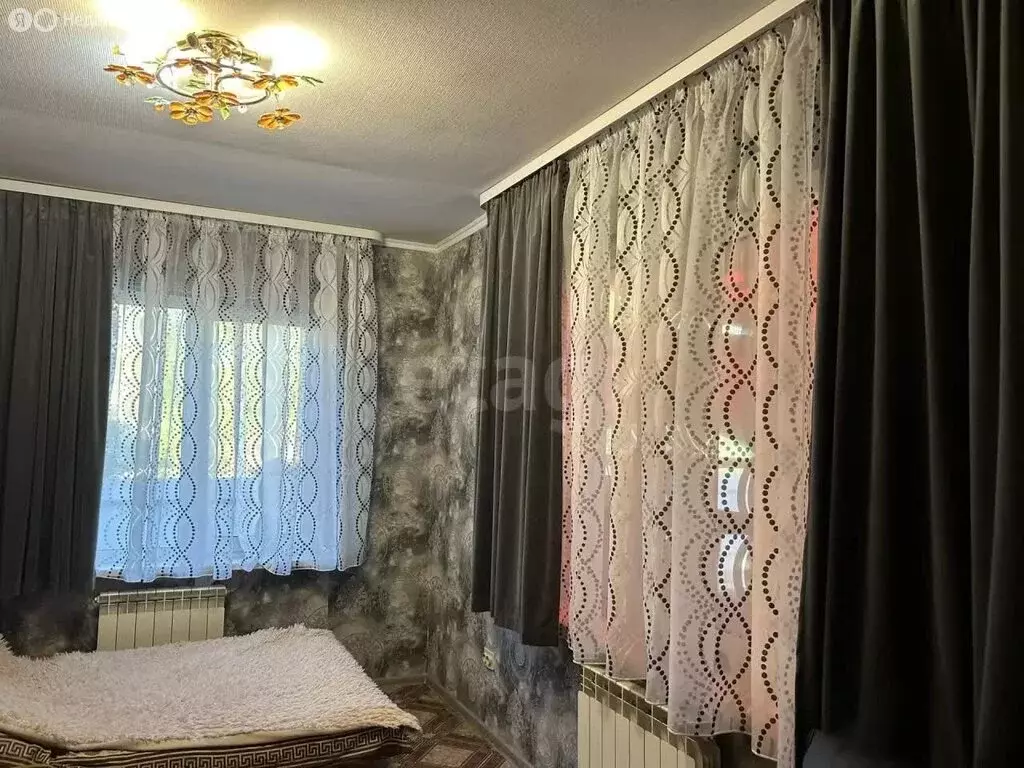 Дом в Тобольск, улица Володарского (140 м) - Фото 1