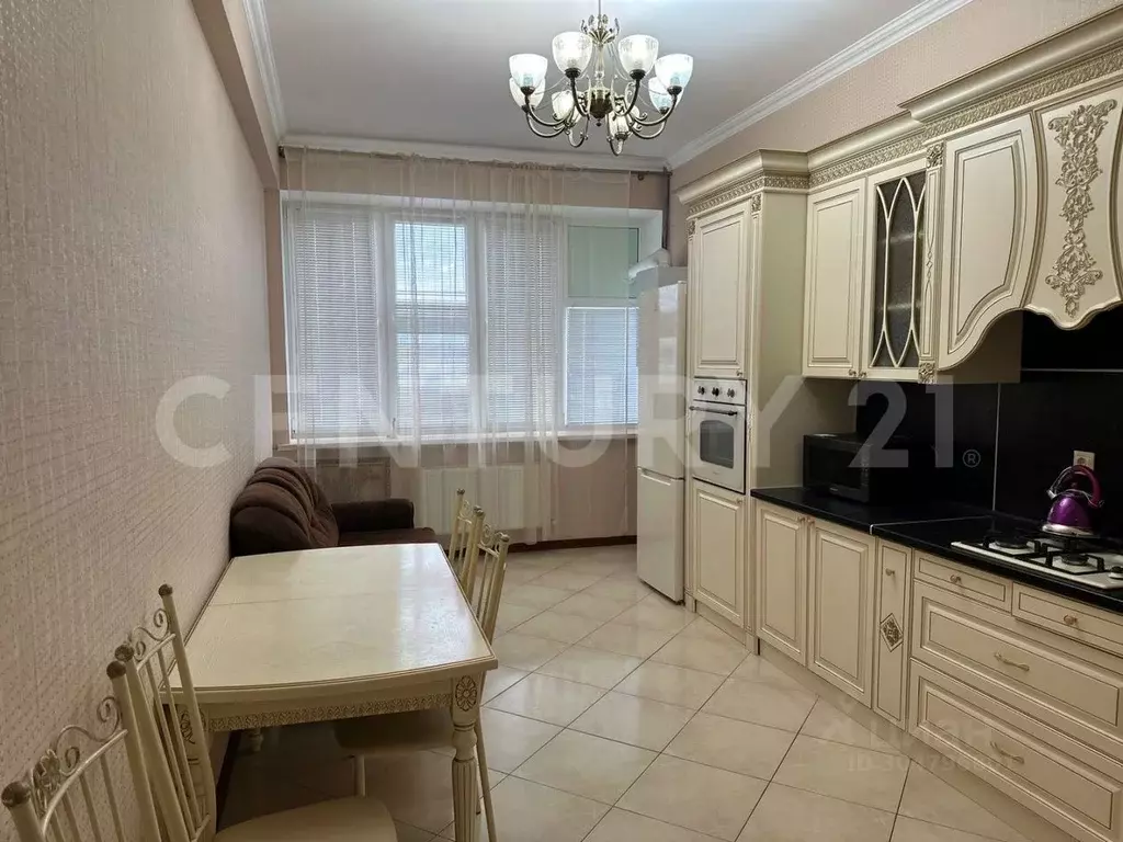 3-к кв. Дагестан, Каспийск просп. М. Омарова, 5 (93.0 м) - Фото 1