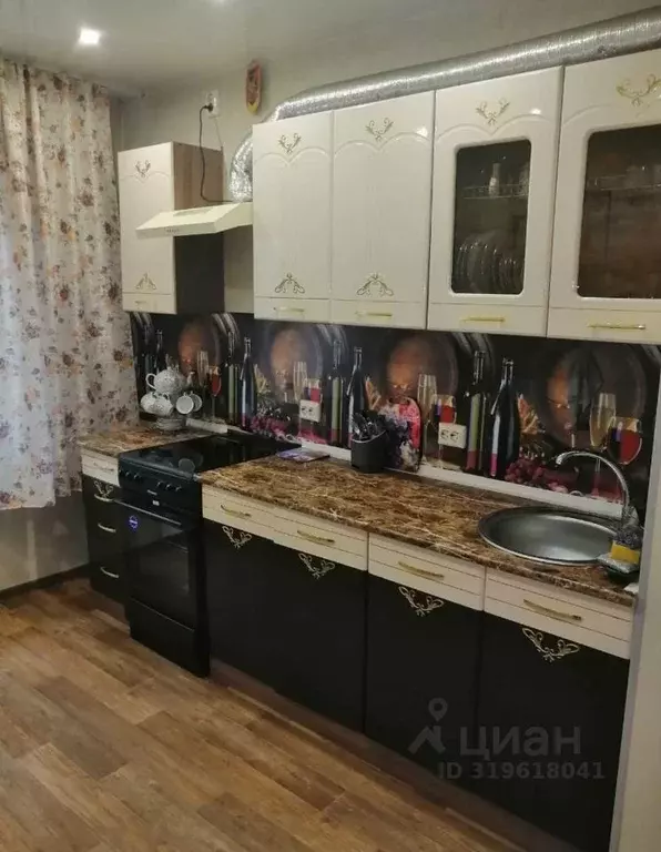 3-к кв. Алтайский край, Бийск ул. Михаила Митрофанова, 27 (65.0 м) - Фото 0