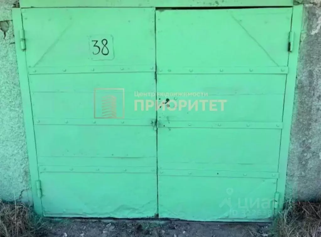 Гараж в Саха (Якутия), Якутск ул. Дежнева, 75 (18 м) - Фото 1