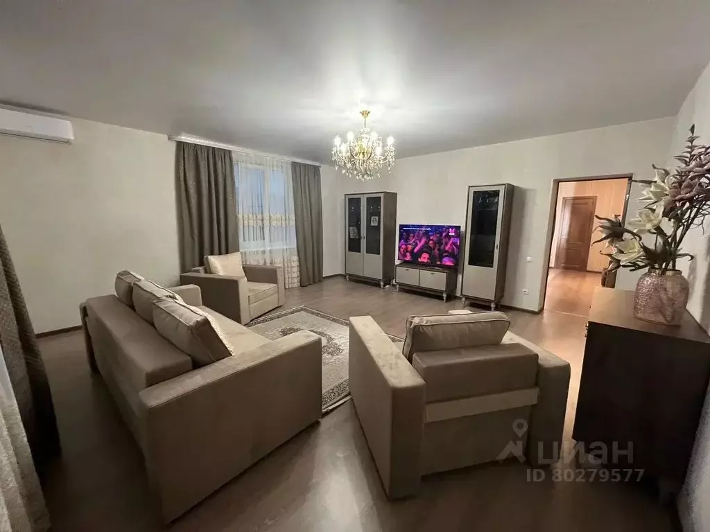 2-к кв. Северная Осетия, Владикавказ ул. Курсантов-Кировцев, 35 (70.0 ... - Фото 1