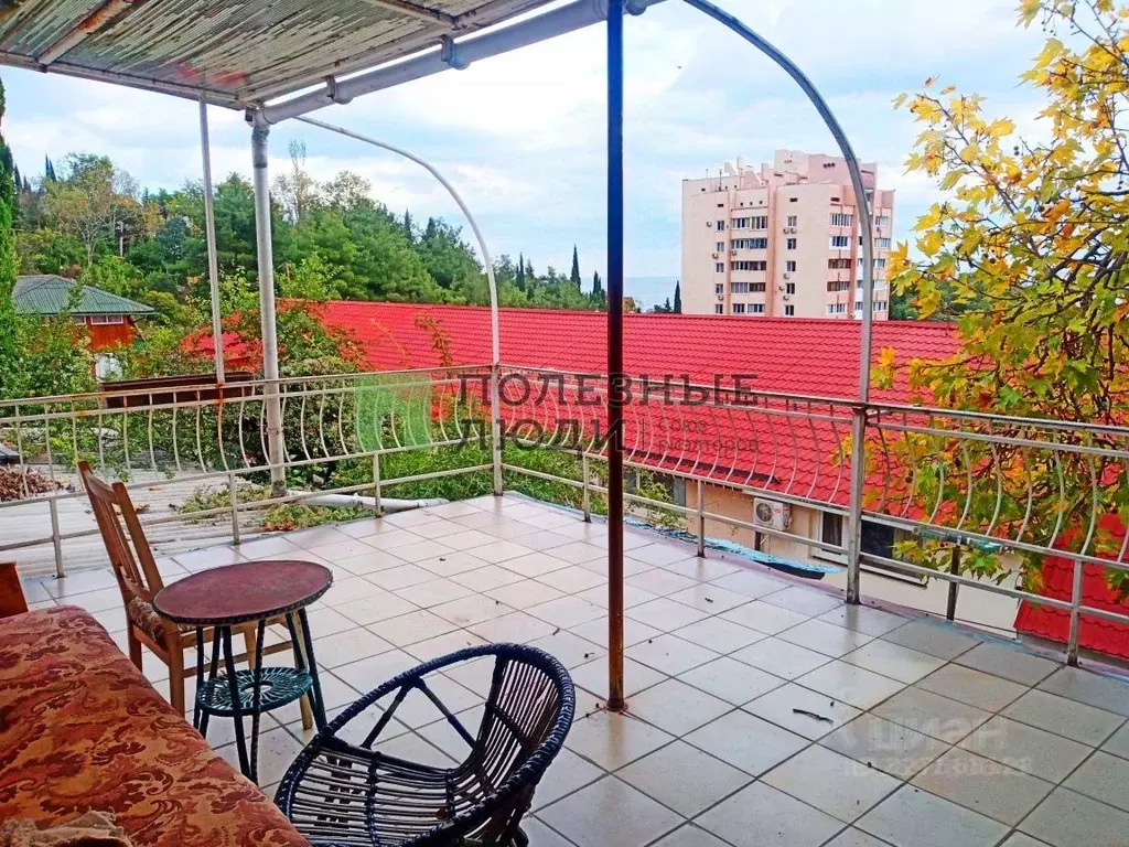 2-к кв. Крым, Алушта муниципальный округ, Партенит пгт ул. ... - Фото 1