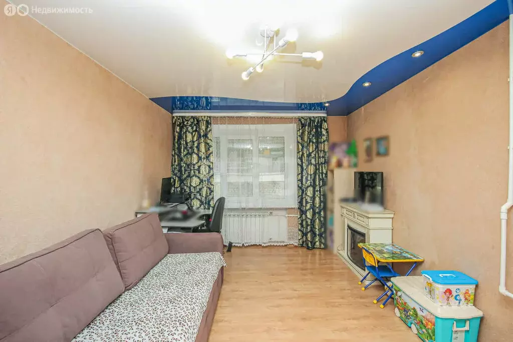 3-комнатная квартира: Улан-Удэ, Октябрьская улица, 39 (62.5 м) - Фото 1