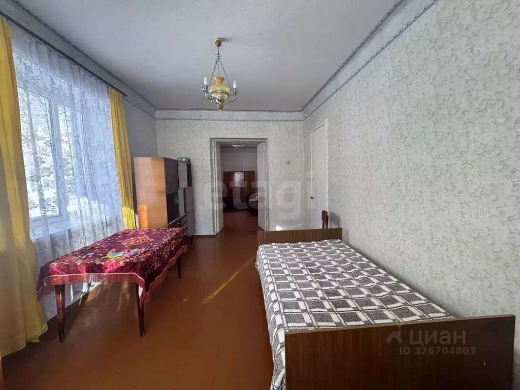 3-к кв. Белгородская область, Губкин ул. Лизы Чайкиной, 15 (72.1 м) - Фото 1