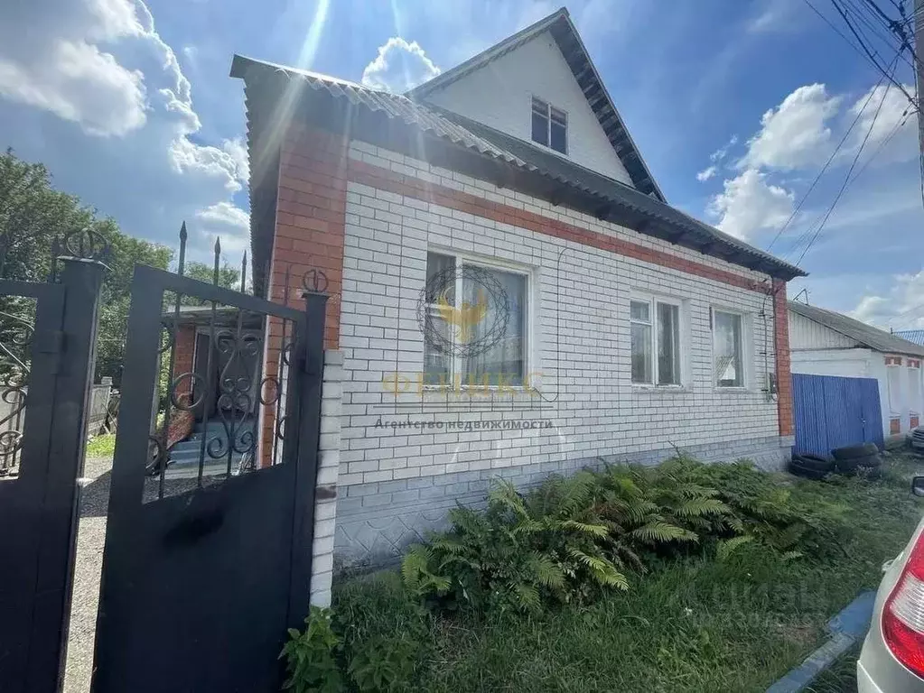 Дом в Белгородская область, Белгород Депутатская ул. (104 м) - Фото 0