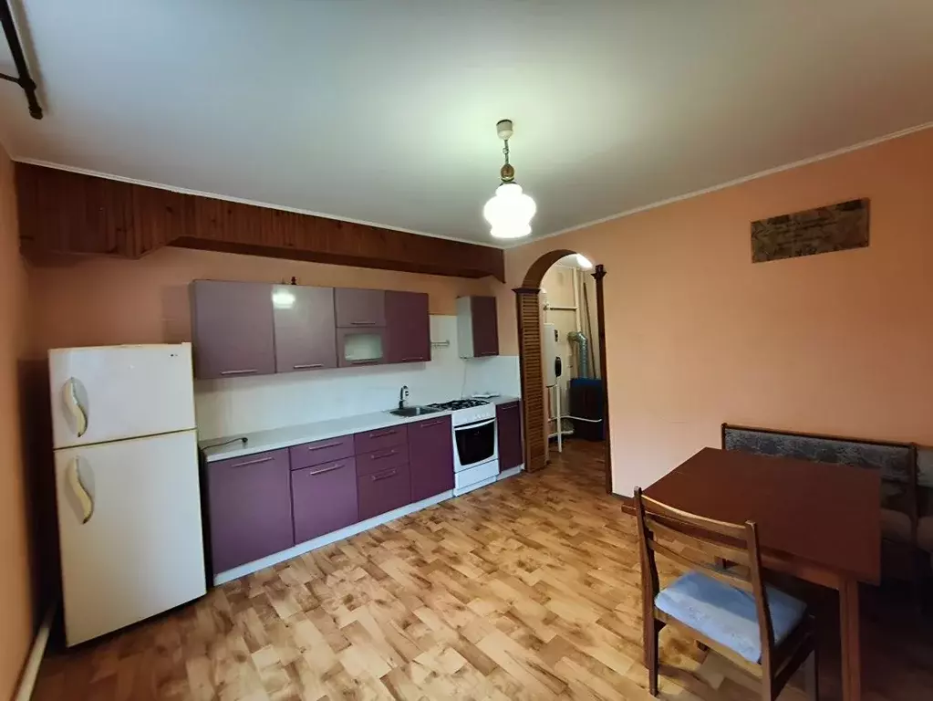 Дом в Крым, Симферополь ул. Дмитриева (120 м) - Фото 1