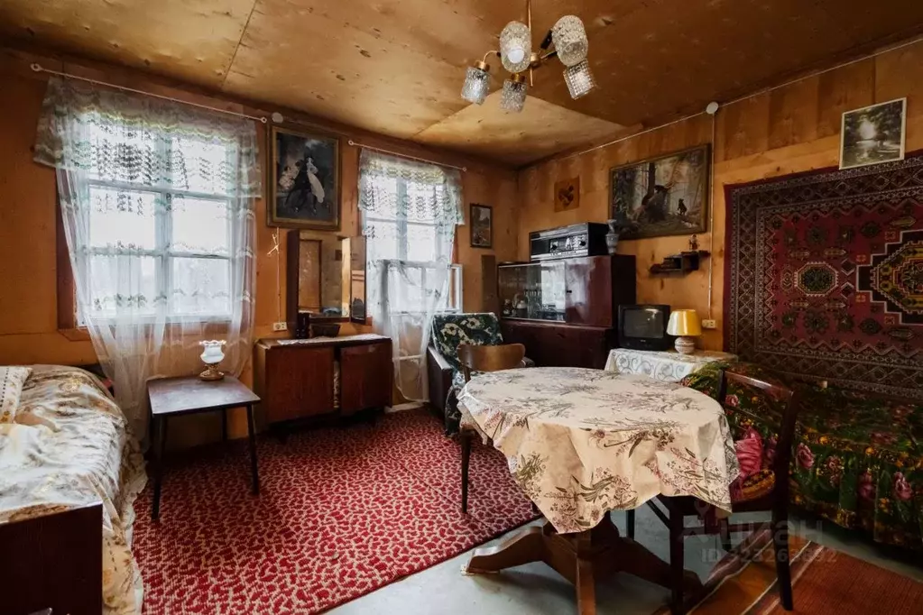 Дом в Ленинградская область, Кировский район, Синявинское городское ... - Фото 1