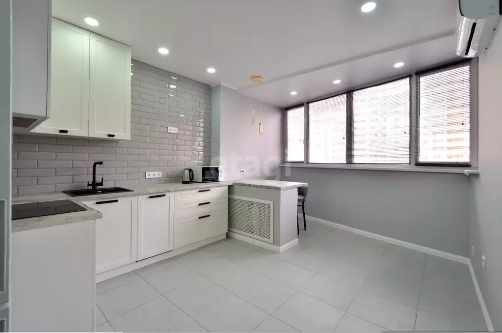 Квартира, 2 комнаты, 57.6 м - Фото 0