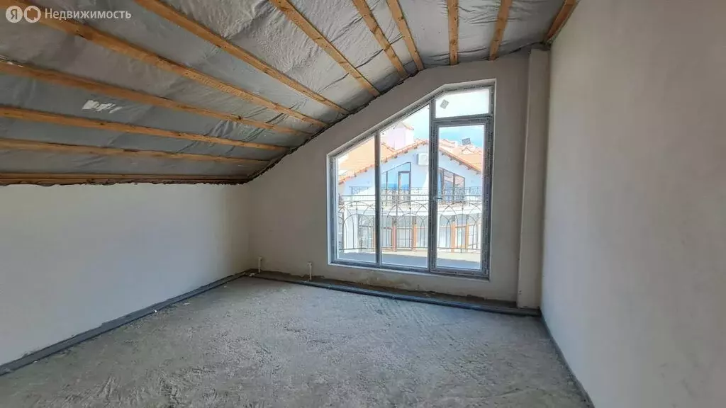2-комнатная квартира: Геленджик, Крымская улица, 22к12 (66 м) - Фото 0