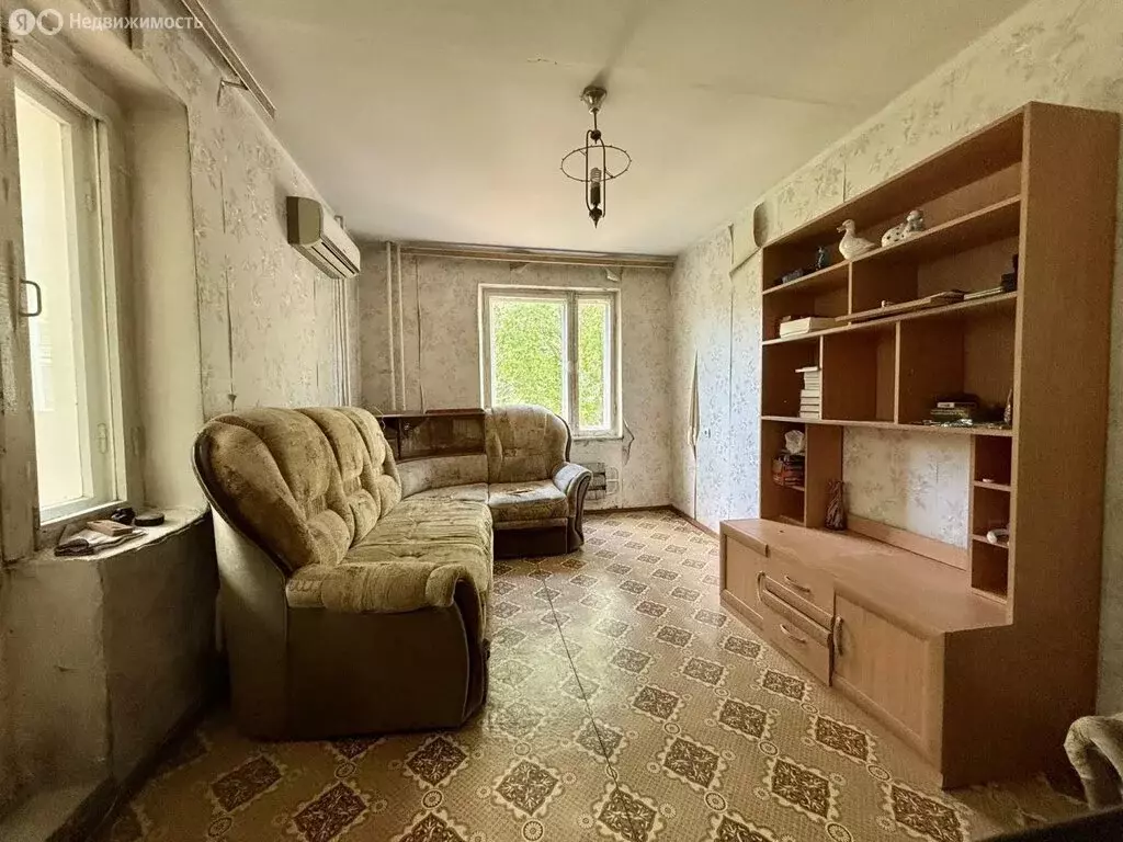 2-комнатная квартира: Казань, улица Сафиуллина, 18 (42.9 м) - Фото 1
