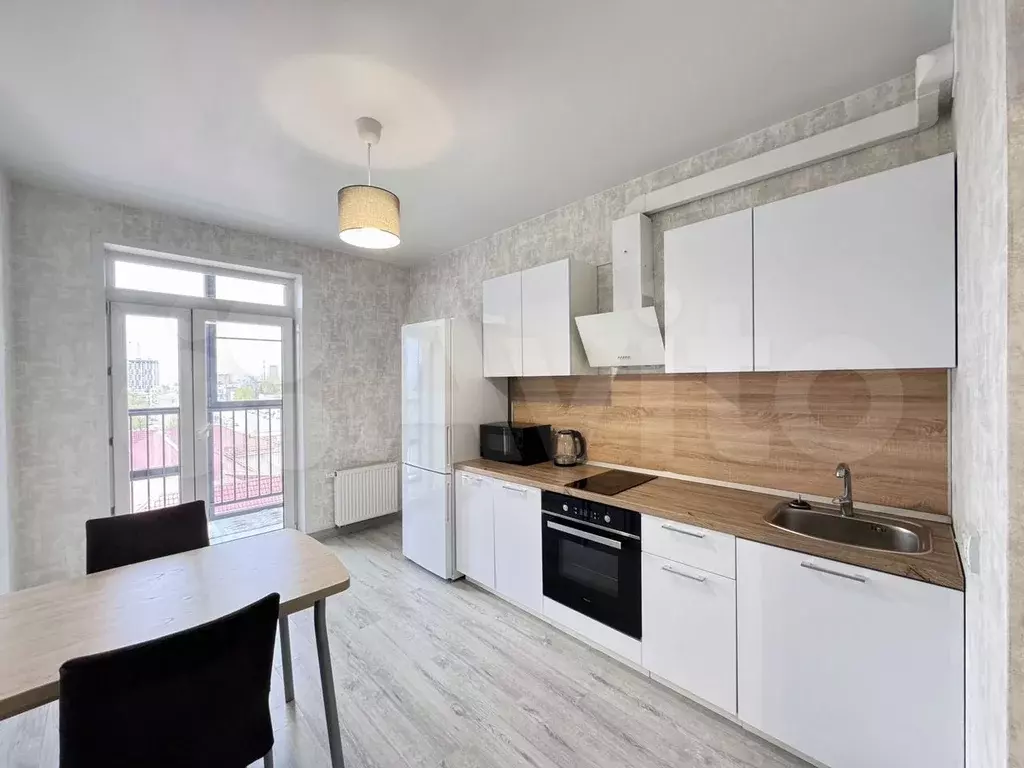1-к. квартира, 40 м, 9/25 эт. - Фото 0