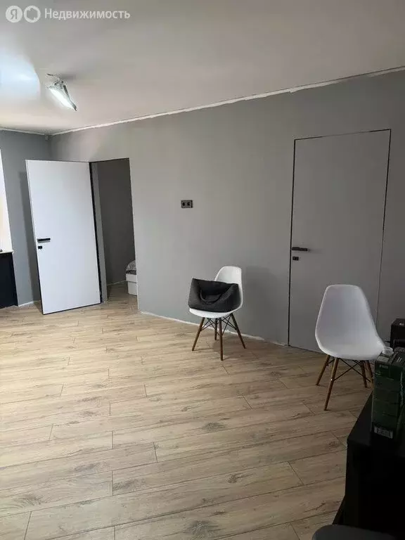 3-комнатная квартира: Чистенькое, Советская улица, 94 (45 м) - Фото 1