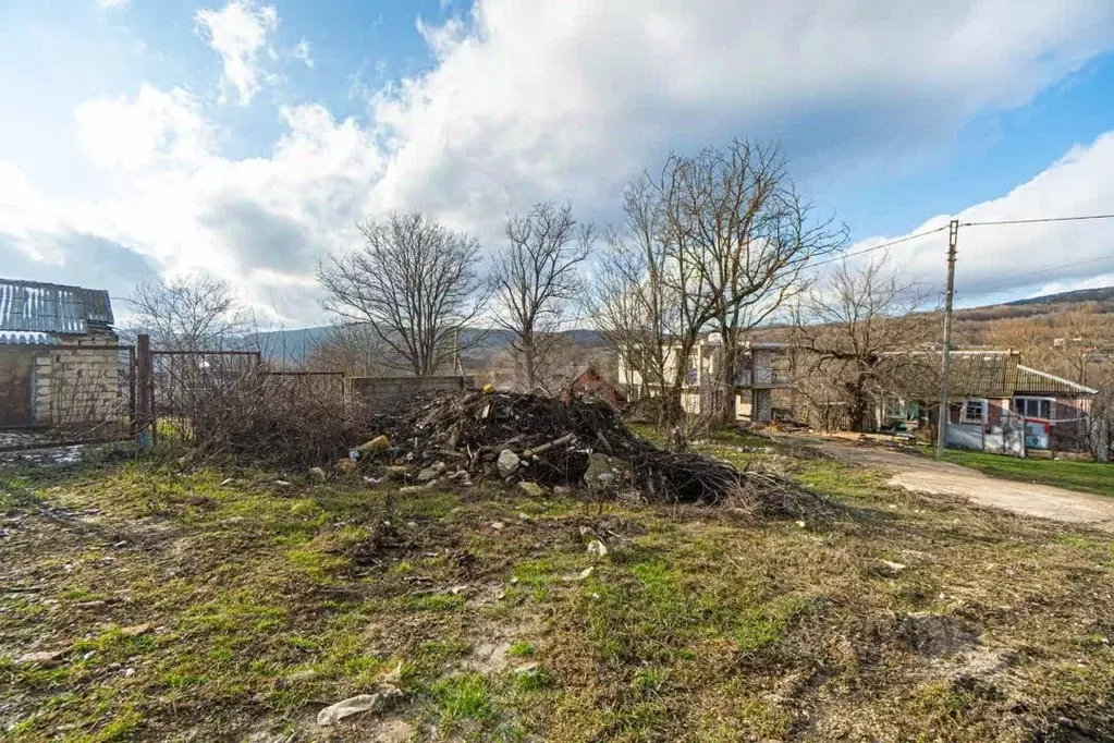 Участок в Севастополь с. Передовое, ул. Нагорная (6.7 сот.) - Фото 1