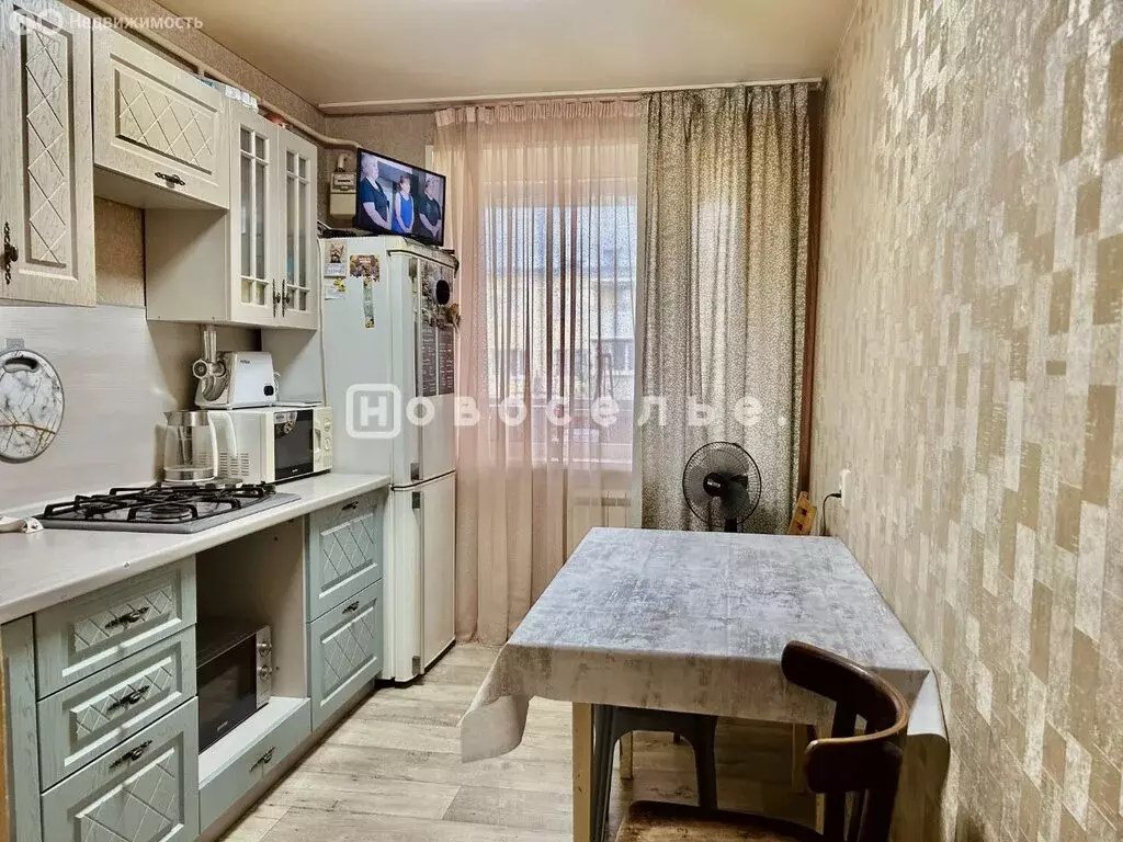 2-комнатная квартира: Александрово, Центральная улица, 18 (49.8 м) - Фото 2