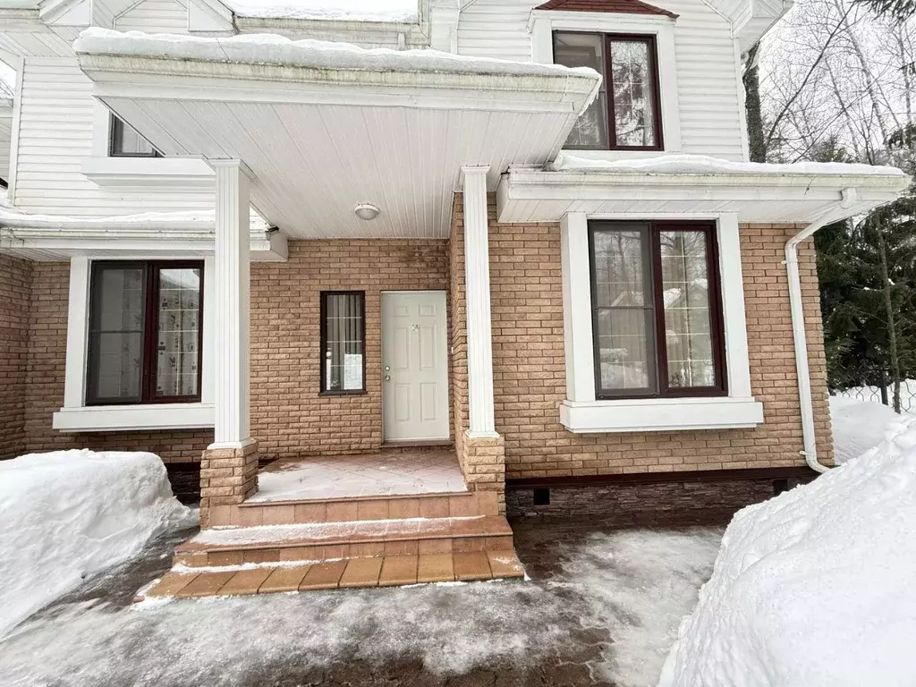 Коттедж в Московская область, Солнечногорск городской округ, Голубое ... - Фото 1