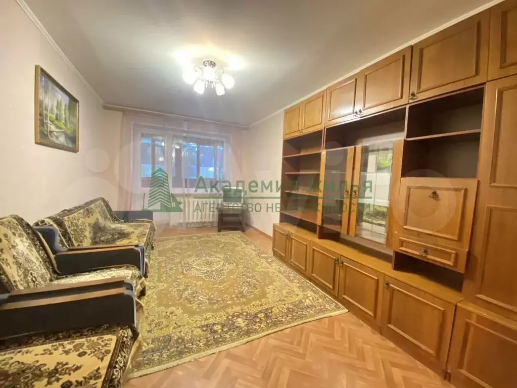 2-к. квартира, 43 м, 5/5 эт. - Фото 0