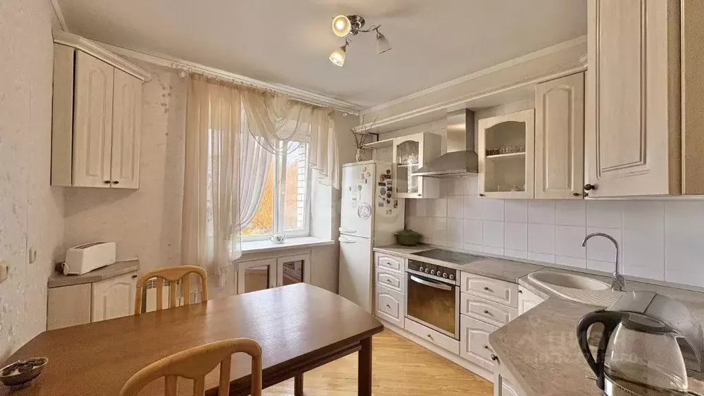 3-к кв. Коми, Сыктывкар Коммунистическая ул., 21/1 (82.0 м) - Фото 2