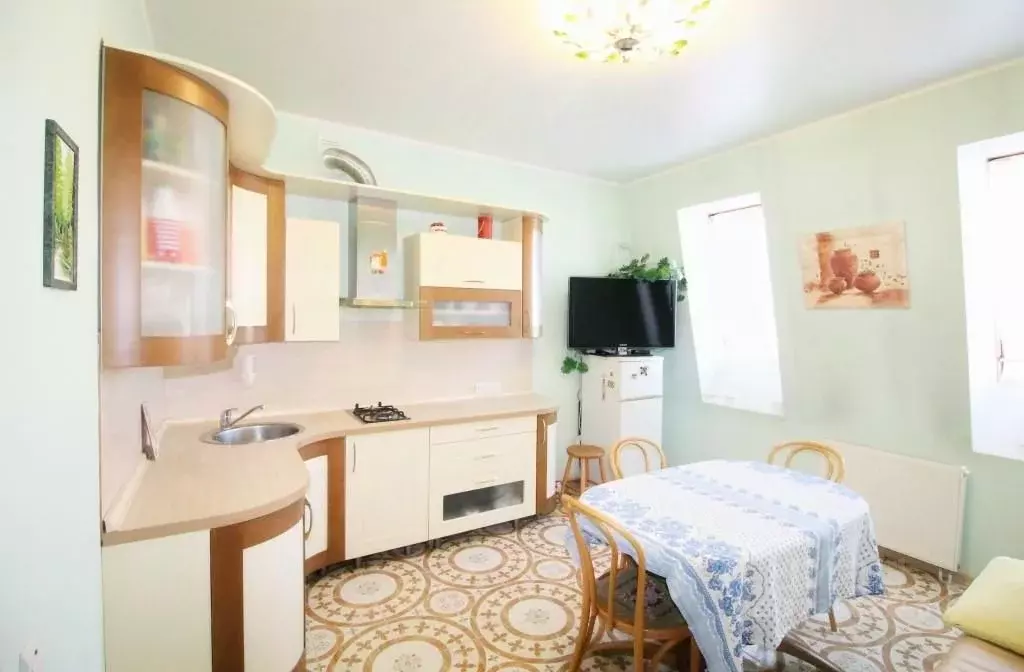 4-к кв. Калужская область, Калуга ул. Суворова, 44 (97.4 м) - Фото 1