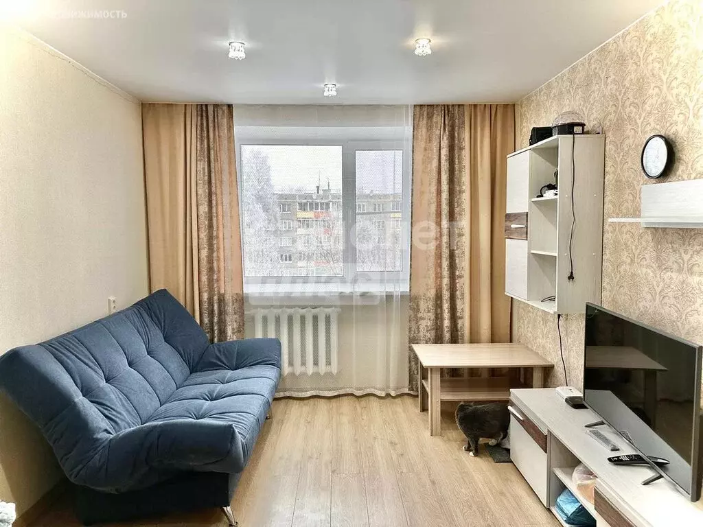 3-комнатная квартира: Киров, проспект Строителей, 11 (48 м) - Фото 1