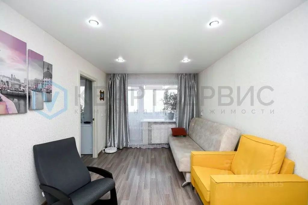 3-к кв. Омская область, Омск Городок Нефтяников мкр, ул. 22 Апреля, 8 ... - Фото 1