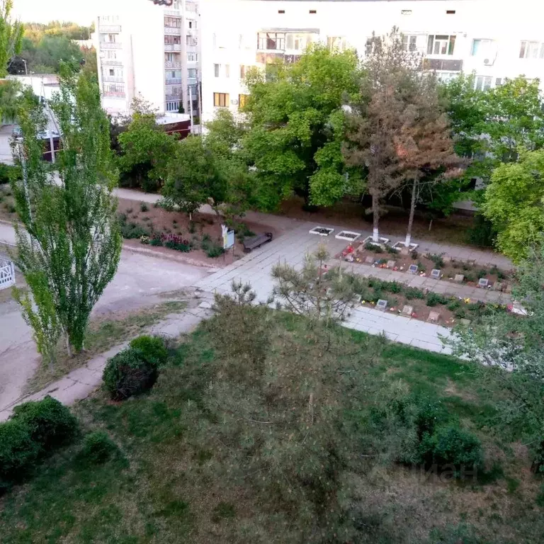 3-к кв. Крым, Армянск Имени Генерала Корявко мкр, 13 (65.0 м) - Фото 0