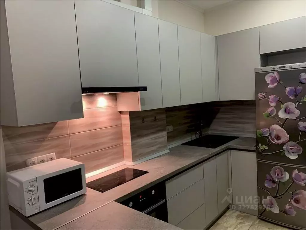 Студия Алтайский край, Барнаул ул. Юрина, 253 (24.0 м) - Фото 1