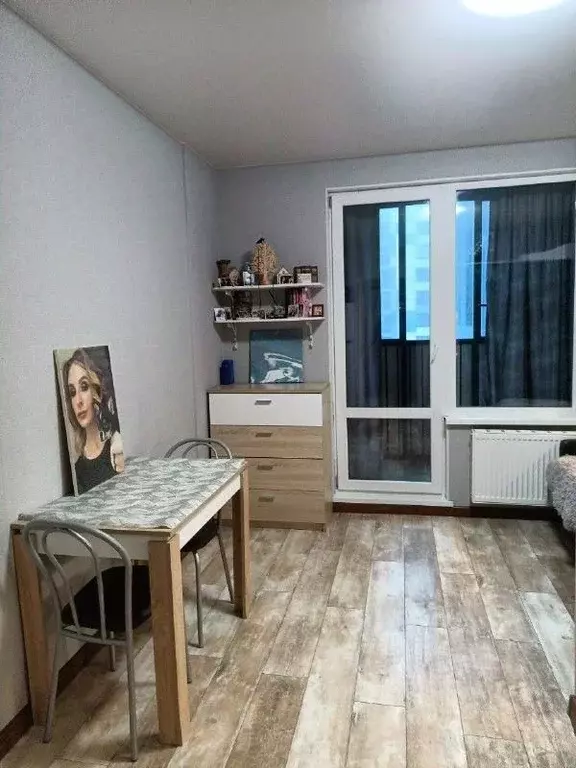 Студия Санкт-Петербург бул. Александра Грина, 3 (26.6 м) - Фото 1