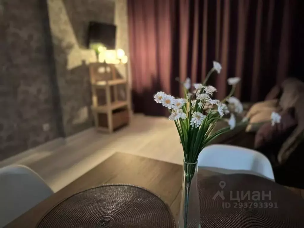 2-к кв. Тюменская область, Тюмень Харьковская ул., 74 (43.0 м) - Фото 1