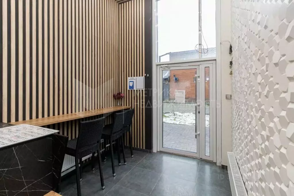 Помещение свободного назначения в Тюменская область, Тюмень ул. ... - Фото 2