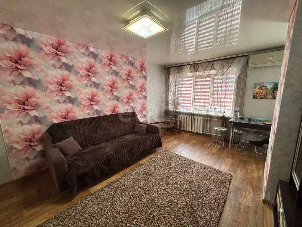 Студия Тюменская область, Тюмень проезд Геологоразведчиков, 1 (28.2 м) - Фото 1