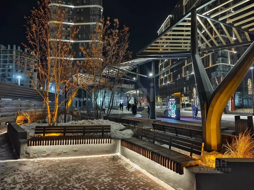 3-к кв. Тюменская область, Тюмень ул. Николая Машарова, 4 (93.6 м) - Фото 1