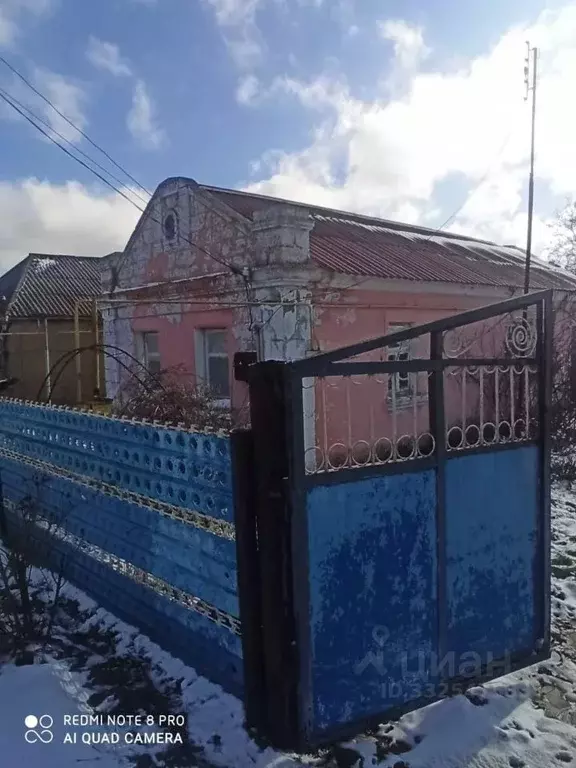 Дом в Крым, Ленинский район, с. Октябрьское ул. Садовая, 54 (40 м) - Фото 1