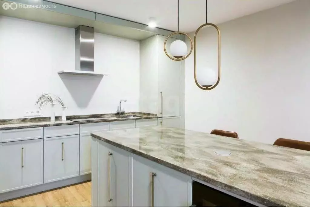 3-комнатная квартира: Тюмень, улица 50 лет Октября, 57Б (87 м) - Фото 2