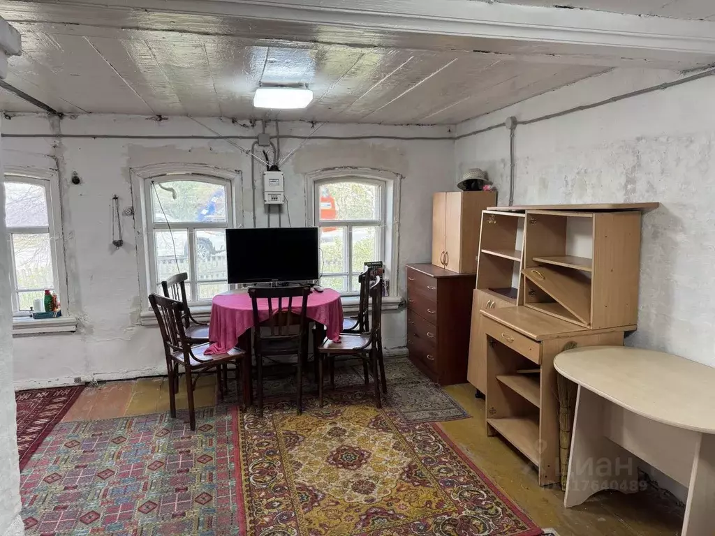 Дом в Свердловская область, Горноуральский муниципальный округ, с. ... - Фото 1